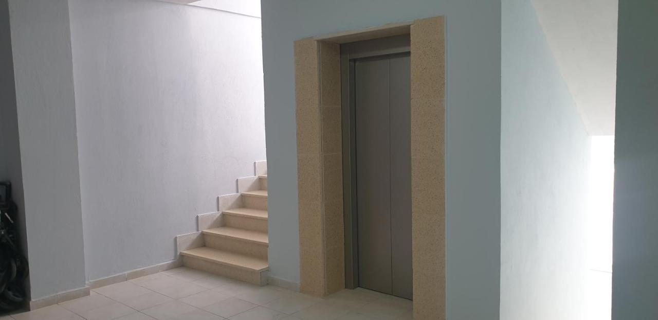 Beach View Apartment, Golem Dıraç Dış mekan fotoğraf