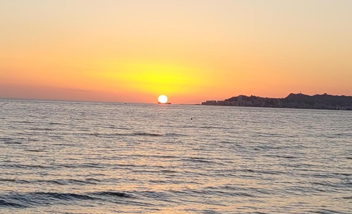 Beach View Apartment, Golem Dıraç Dış mekan fotoğraf